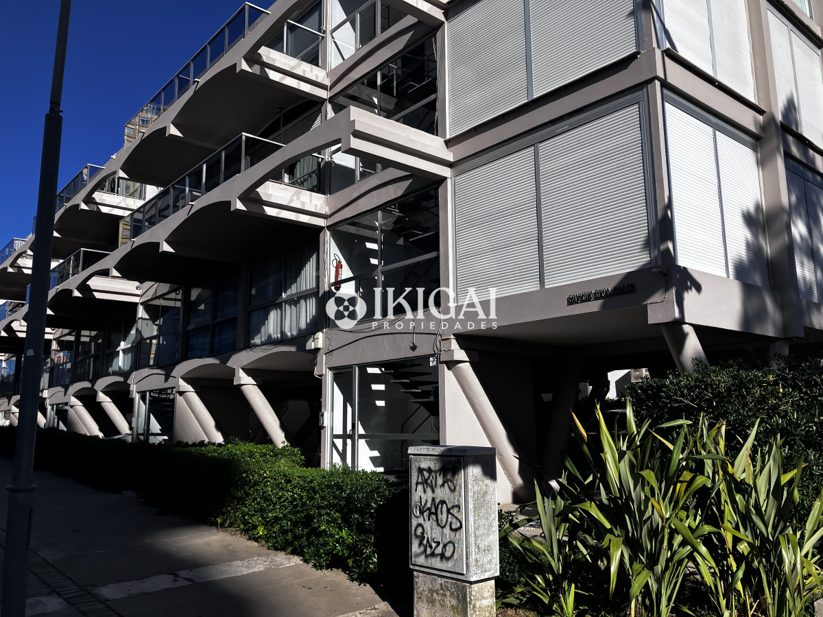 Apartamento ID.571 - Apartamento en venta en Península con balcón.