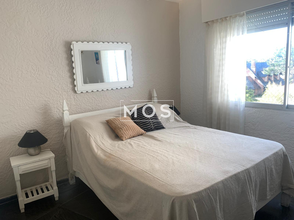 Apartamento ID.2546 - Te imaginás viviendo frente al mar ?Apto en playa mansa