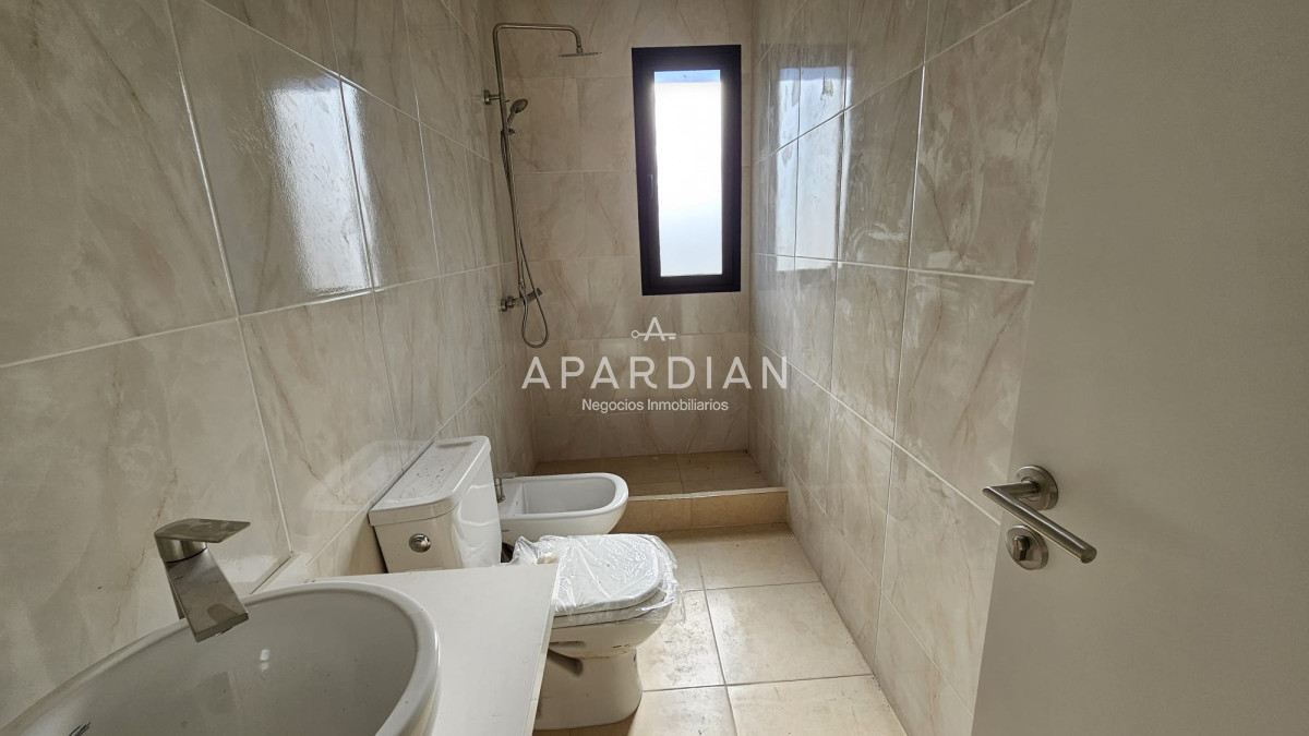 Casa ID.21098077 - Casa a Estrenar en Barrio Pinares – Moderna, Luminosa y Funcional