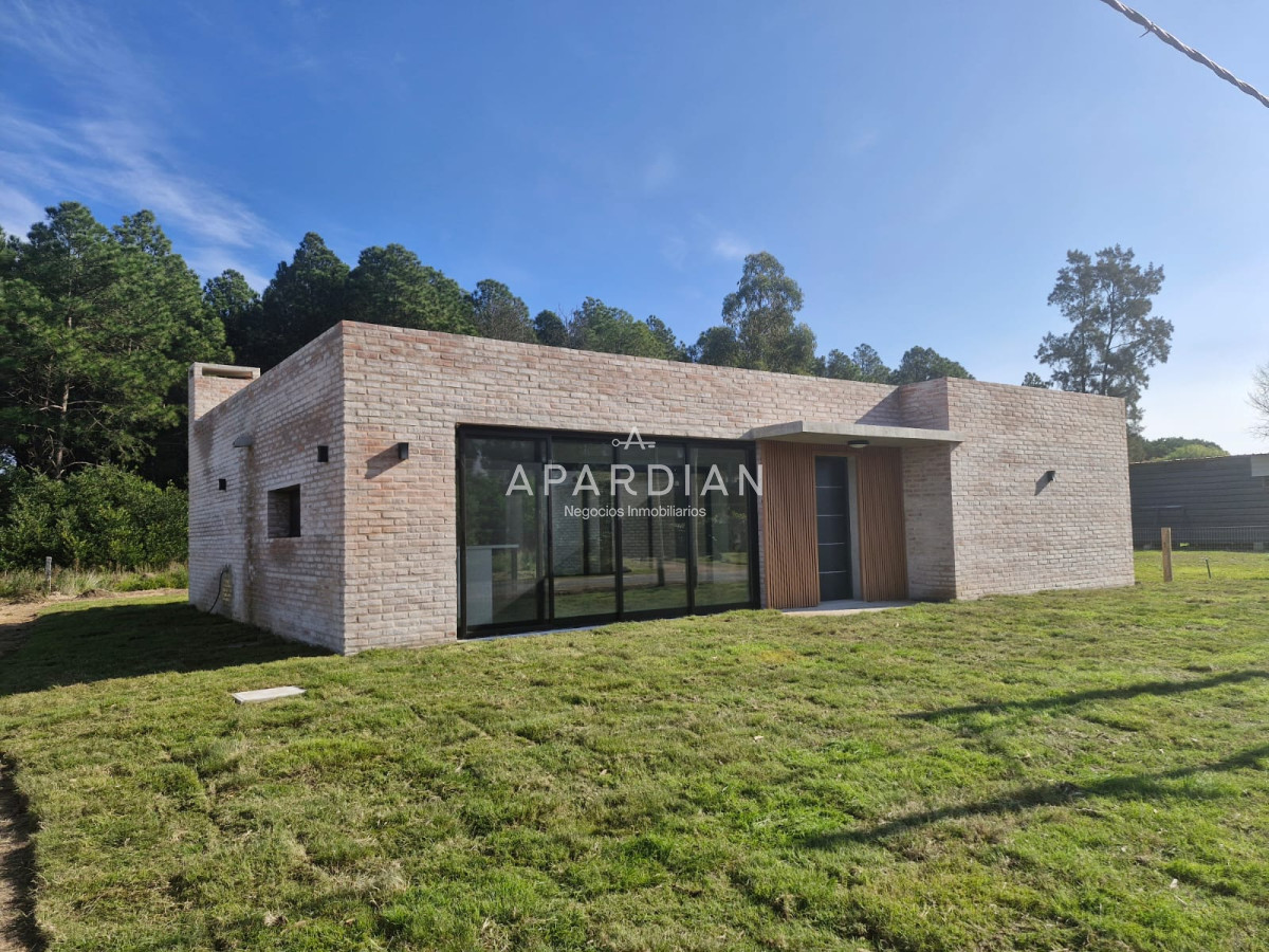Casa ID.21098077 - Casa a Estrenar en Barrio Pinares – Moderna, Luminosa y Funcional