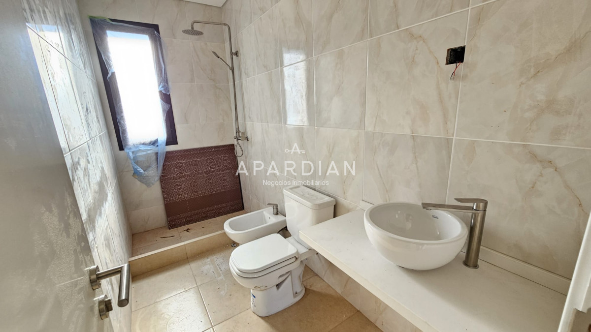 Casa ID.21098077 - Casa a Estrenar en Barrio Pinares – Moderna, Luminosa y Funcional