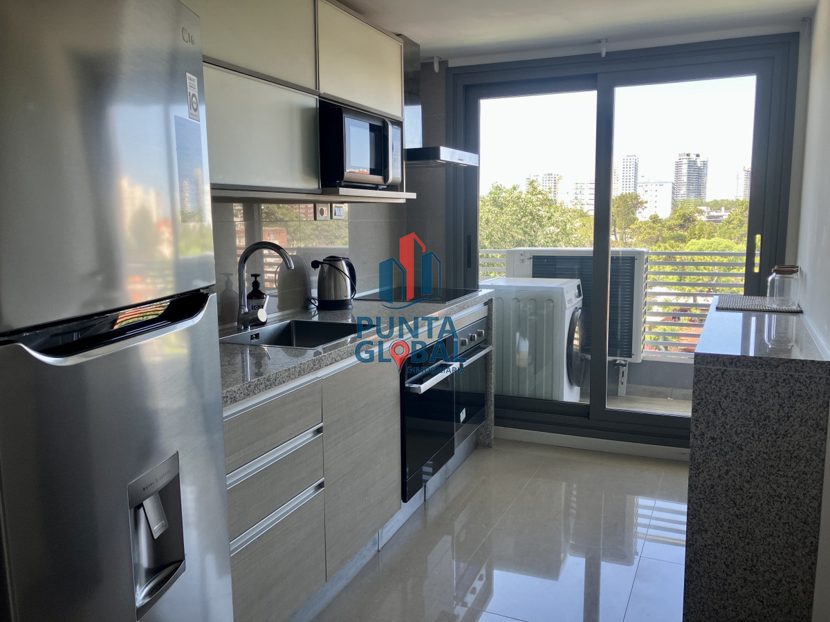 Apartamento ID.218 - Apartamento en venta a metros de playa Mansa amueblado a estrenar.