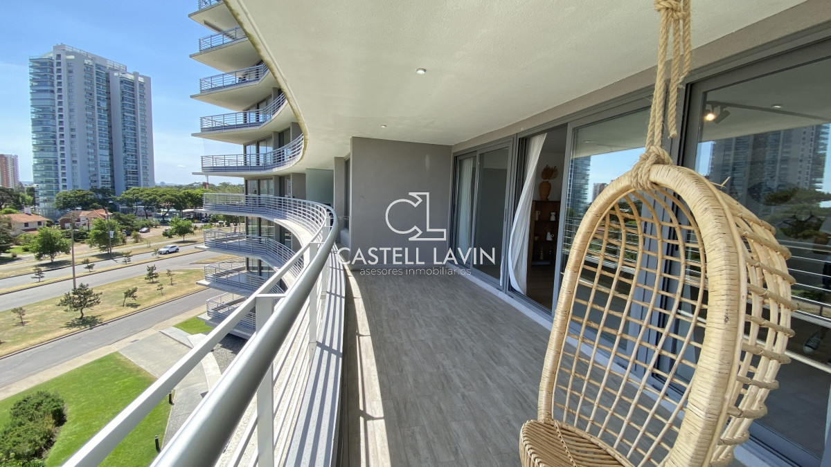 Apartamento ID.269 - Venta Apartamento 3 Dormitorios a metros de Playa Mansa Punta del Este