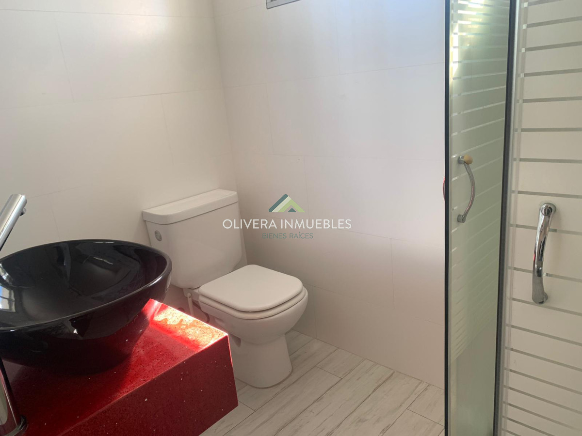 Apartamento ID.8937 - Te imaginás viviendo frente al mar ?Apto en playa mansa