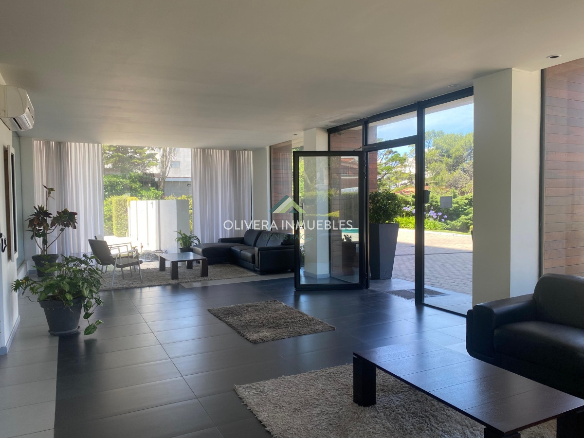 Apartamento ID.10935 - Apartamento en Brava 1 dormitorio con terraza