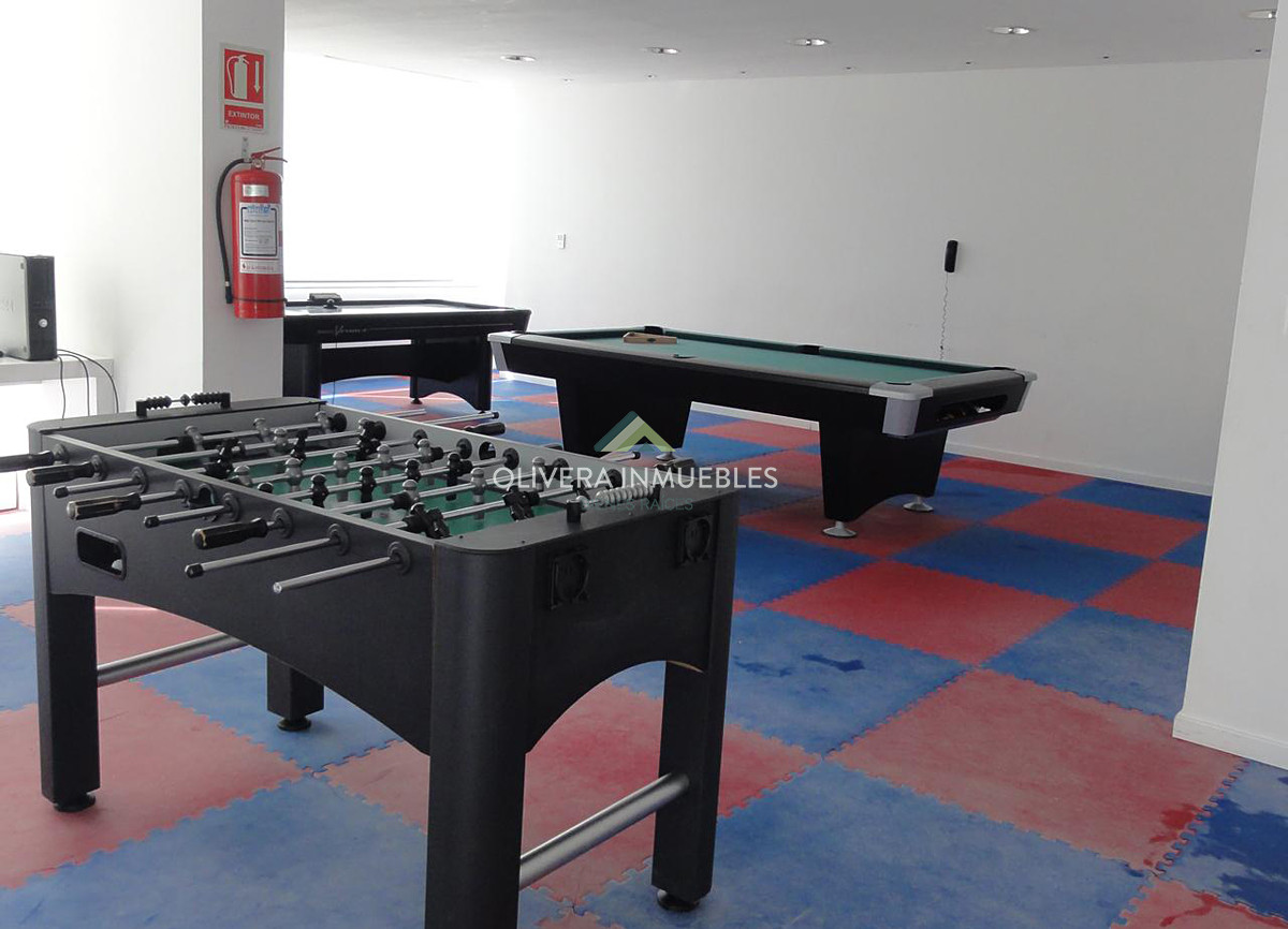 Apartamento ID.11040 - Espectacular apartamento frente a playa Brava en venta y alquiler.