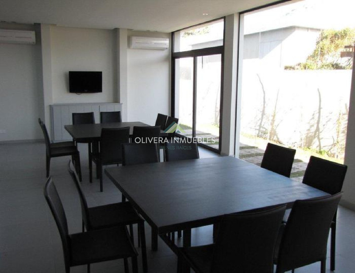 Apartamento ID.10935 - Apartamento en Brava 1 dormitorio con terraza