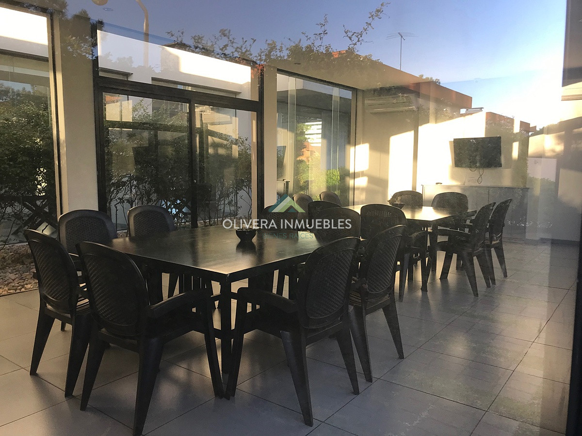 Apartamento ID.9477 - Apartamento en Brava 2 dormitorios 2 baños, garage
