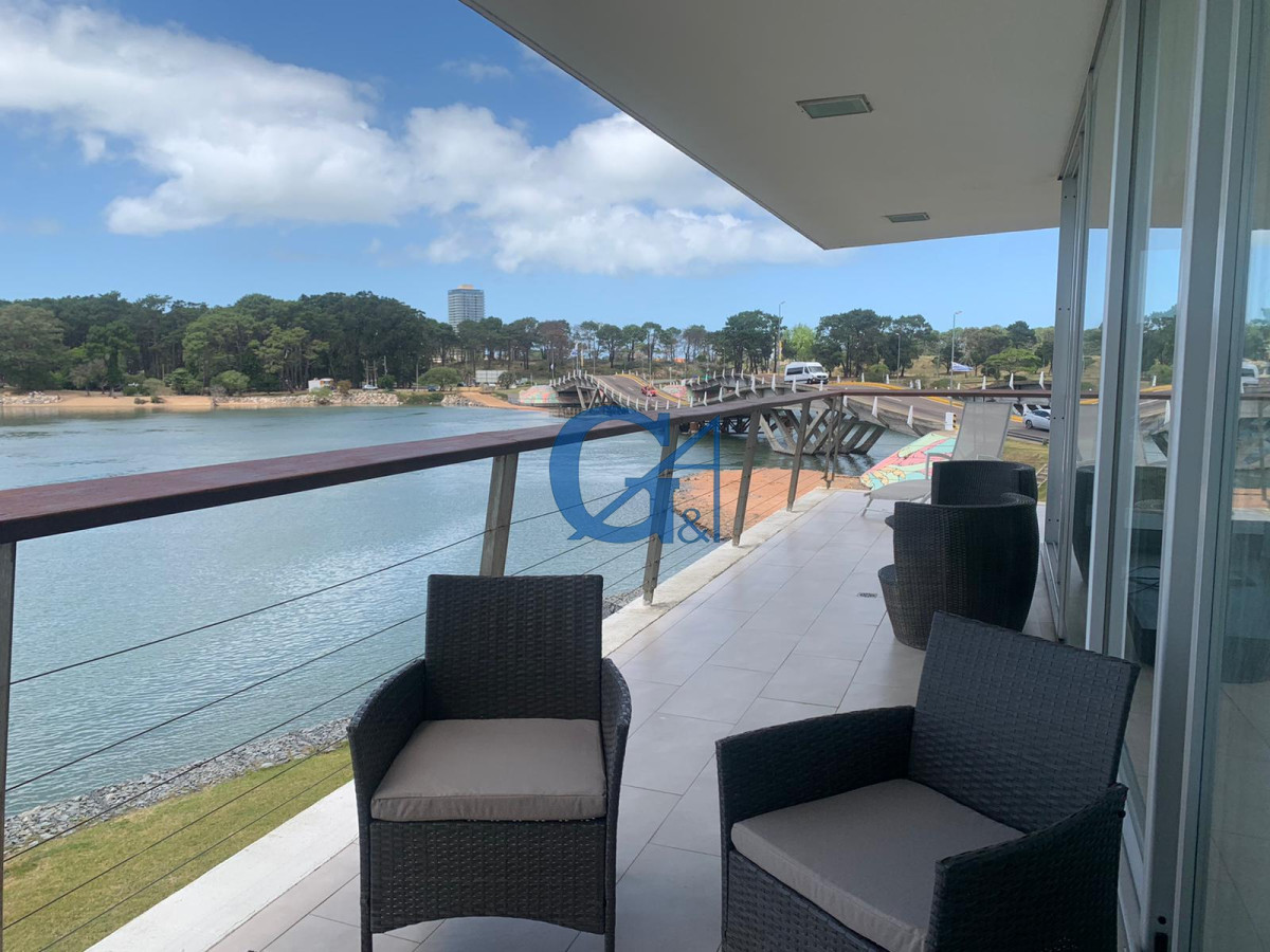 Apartamento ID.15693 - Apartamento en La Barra 3 dormitorios 2 baños
