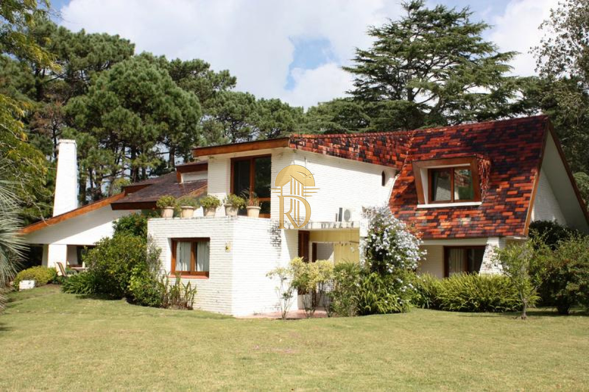 Casa en Marly, 4 dormitorios * -id-349-2