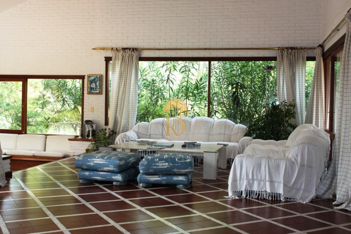 Casa en Marly, 4 dormitorios * -id-349-3
