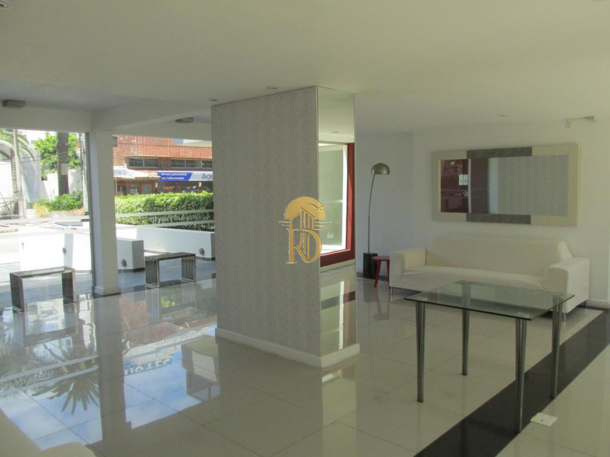 Apartamento en venta en Península. -id-973-10