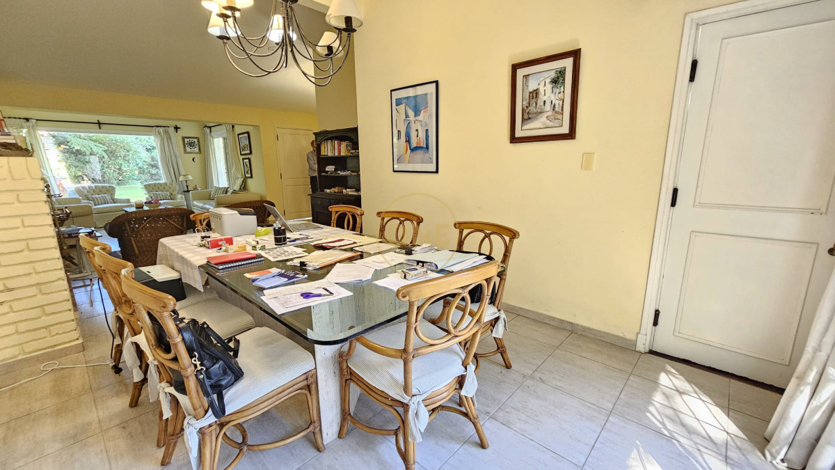 Casa ID.1422 - Encantadora Casa en Playa Mansa 