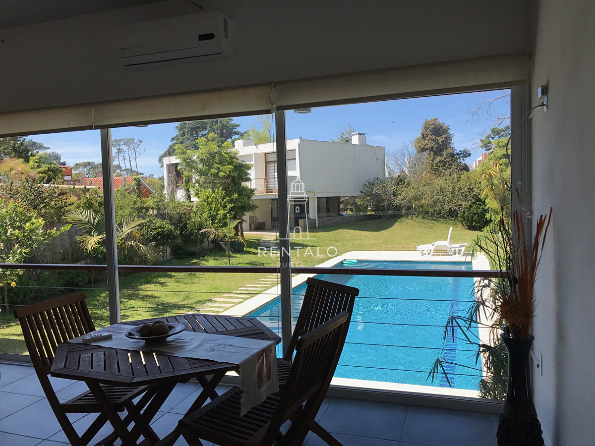 Casa ID.1179 - Casa en Mansa 4 dormitorios con piscina y barbacoa