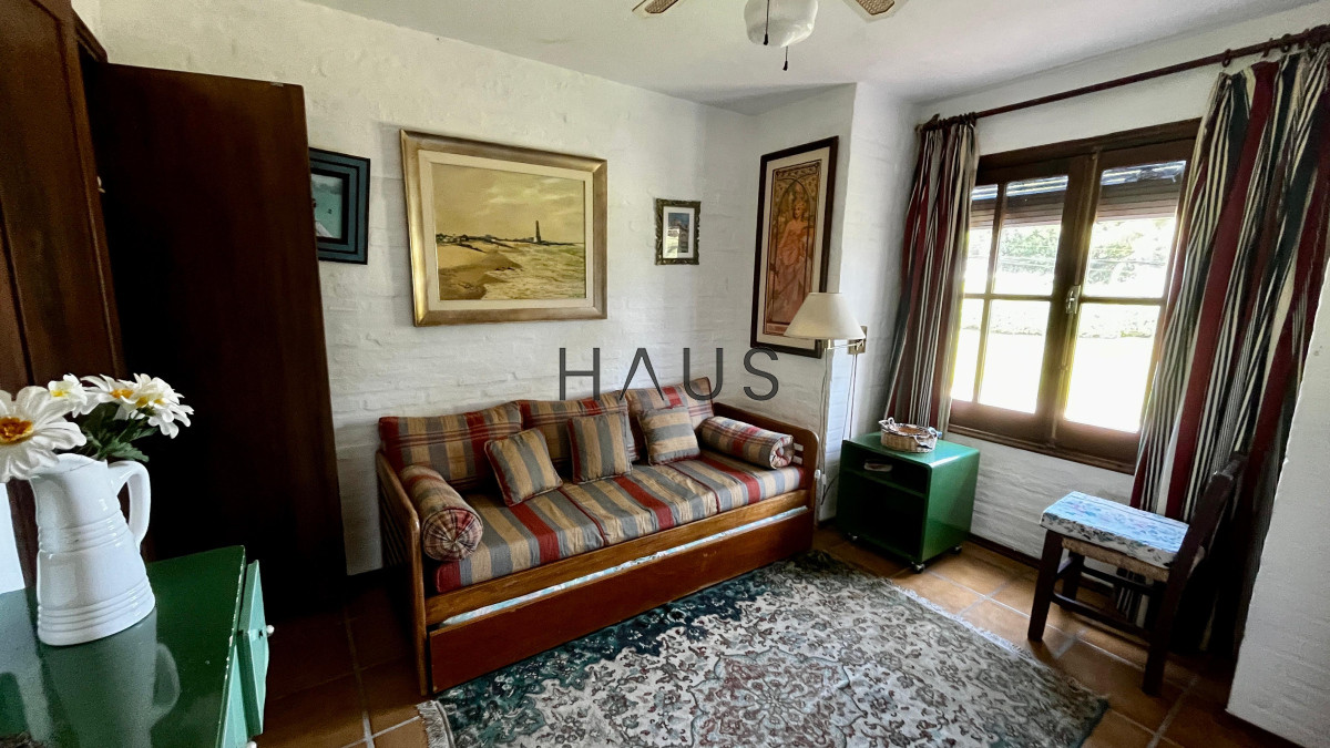 Casa ID.243 -  Tu Refugio en Pinares: Elegancia y Comodidad en Punta del Este
