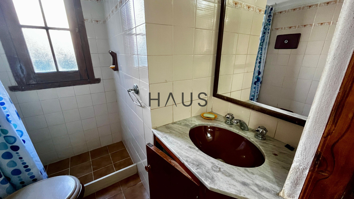 Casa ID.243 -  Tu Refugio en Pinares: Elegancia y Comodidad en Punta del Este