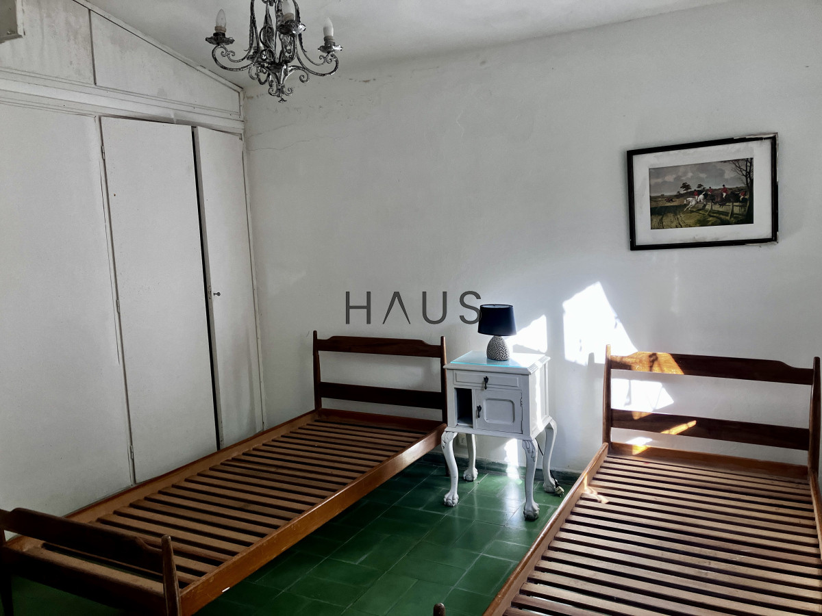 Casa ID.54 - Oportunidad destacada.Construcción solida sobre muy buen terreno, ubicada en Golf