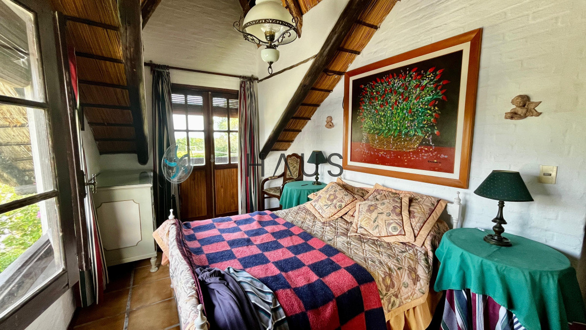Casa ID.243 -  Tu Refugio en Pinares: Elegancia y Comodidad en Punta del Este