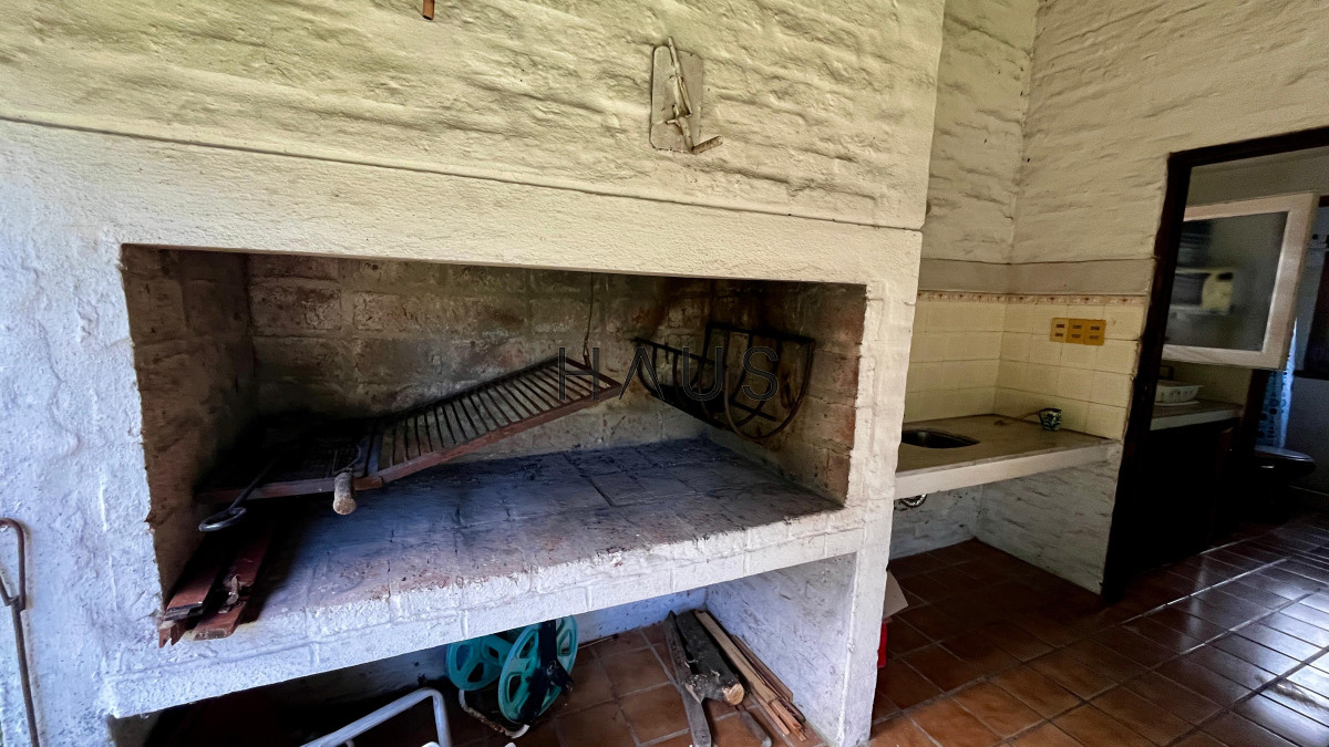 Casa ID.243 -  Tu Refugio en Pinares: Elegancia y Comodidad en Punta del Este