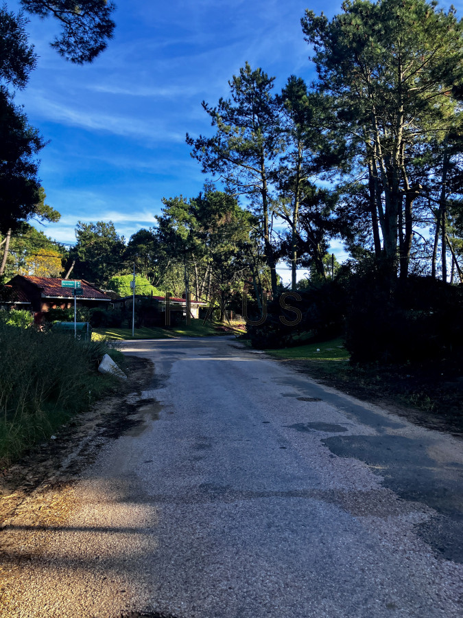 Terreno ID.218 - Lindo lote en venta en Pinares.