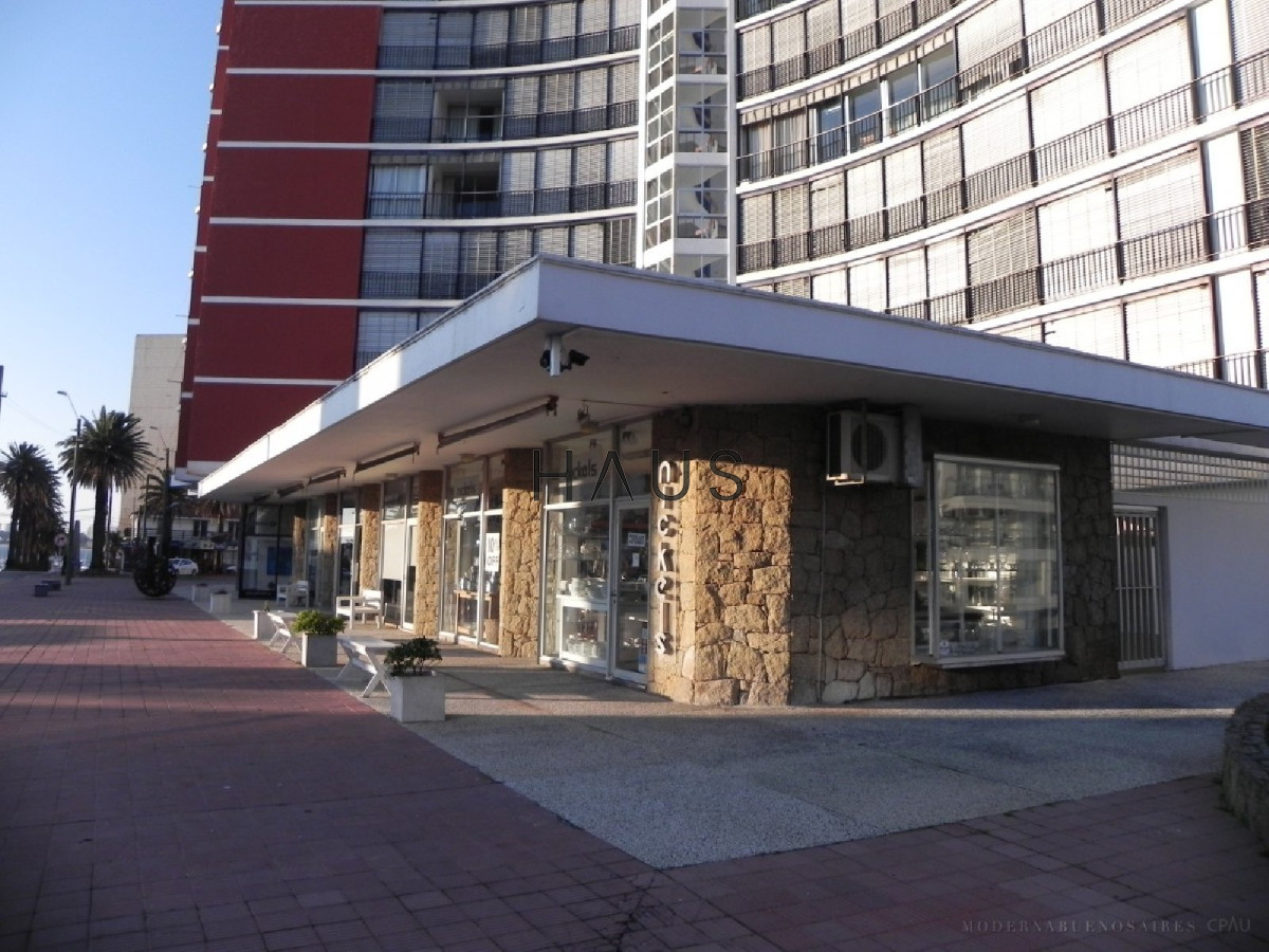 Apartamento ID.785 - En península,a metros del mar,zona puerto.Imperdible