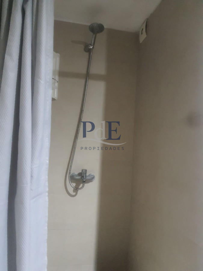 Apartamento en Peninsula a 200 mts del Puerto  - Imagen 9