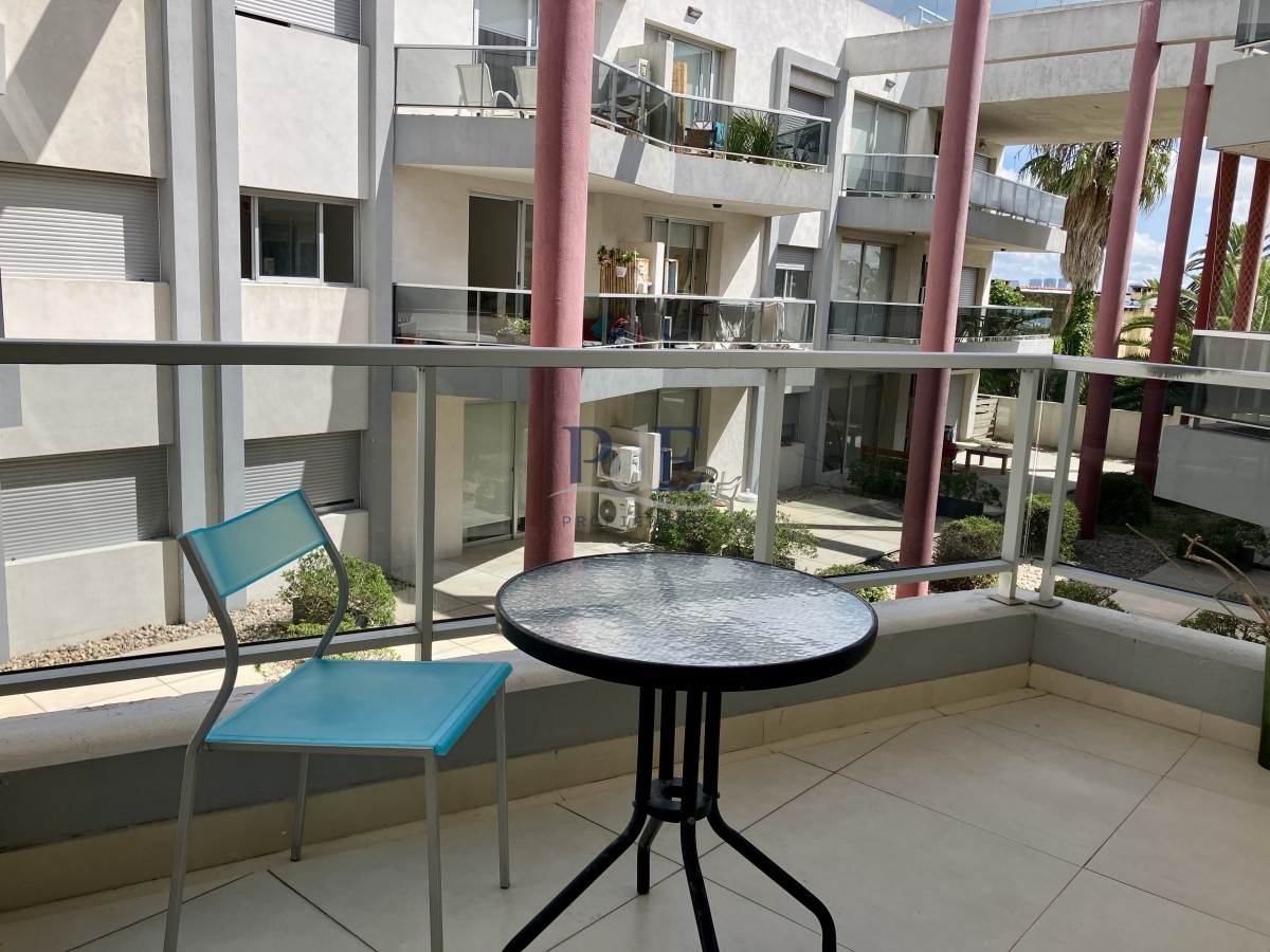 Apartamento en Península | 1 Dormitorio con Garaje. Punta del Este - Imagen 7