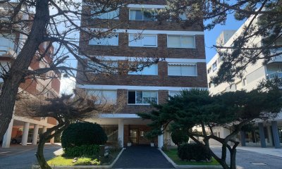 VENTA APARTAMENTO 1 DORMITORIO,Playa Mansa PUNTA DEL ESTE