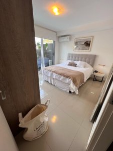 Apartamento con servicios en Peninsula - FAR40589A