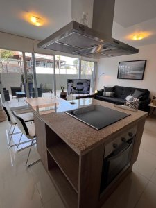 Apartamento con servicios en Peninsula - FAR40589A