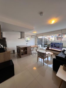Apartamento con servicios en Peninsula - FAR40589A