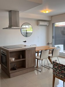 Apartamento con servicios en Peninsula - FAR40589A