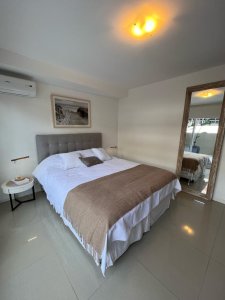 Apartamento con servicios en Peninsula - FAR40589A