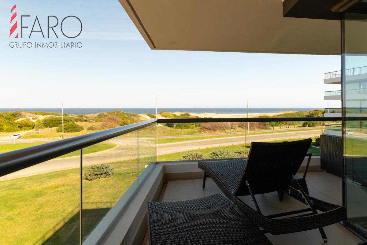 Apartamento en Brava 4 dormitorios con garage doble y terraza - FAR37033A
