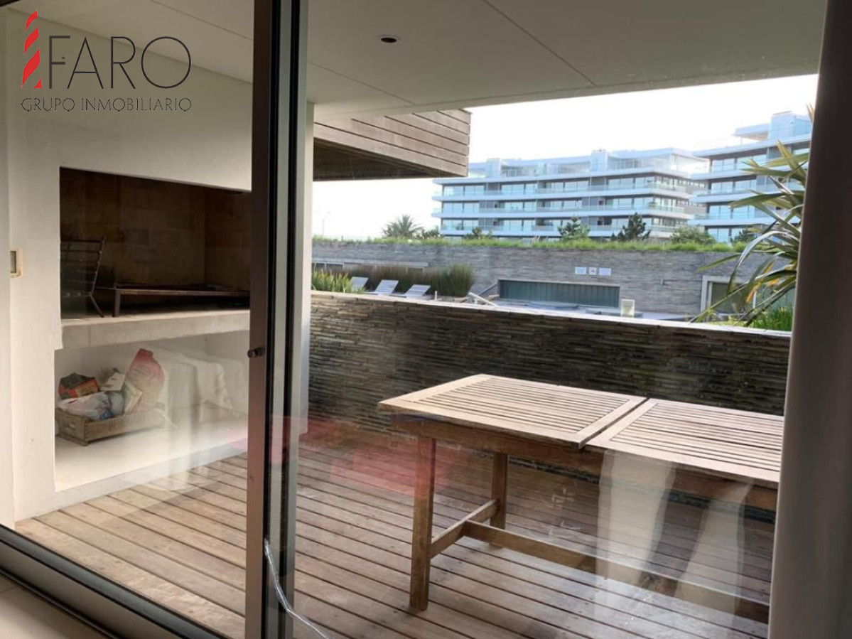 Apartamento en Brava 3 dormitorios con garage - FAR36431A