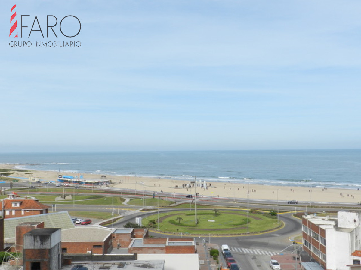Apartamento en Mansa 3 dormitorios 3 baños con terraza - FAR34409A