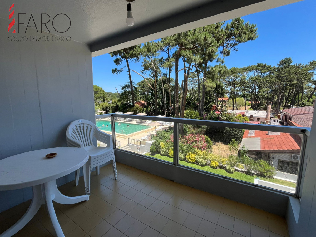 apartamento zona Roosevelt en alquiler - FAR42996A