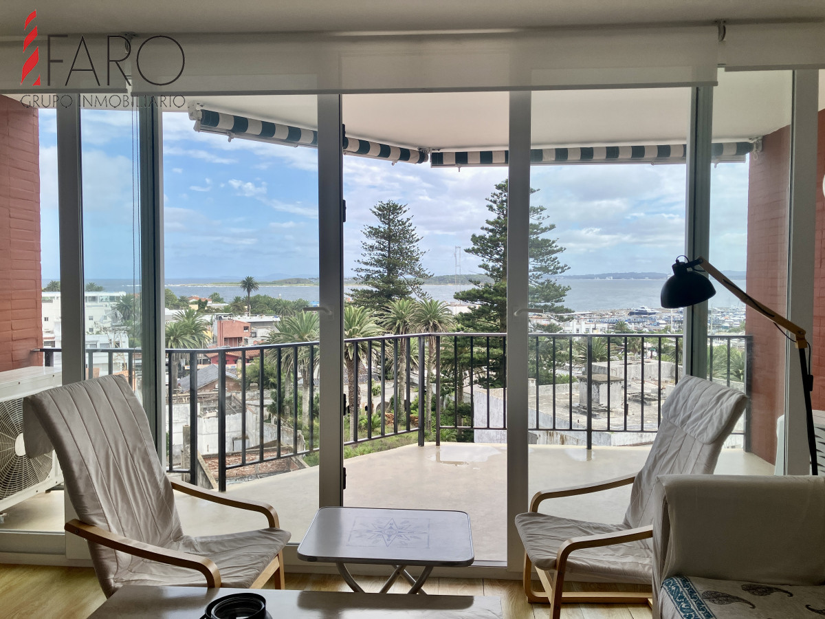 Apartamento en Península 3 dormitorios con garage en alquiler - FAR32969A