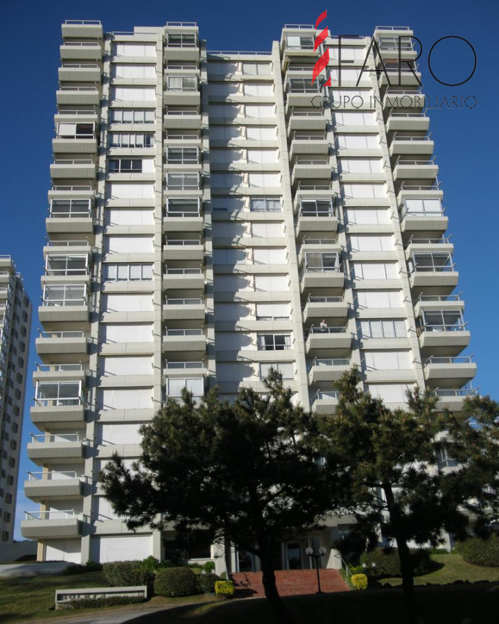 Apartamento en Mansa 3 dormitorios 2 baños, garage - FAR32627A