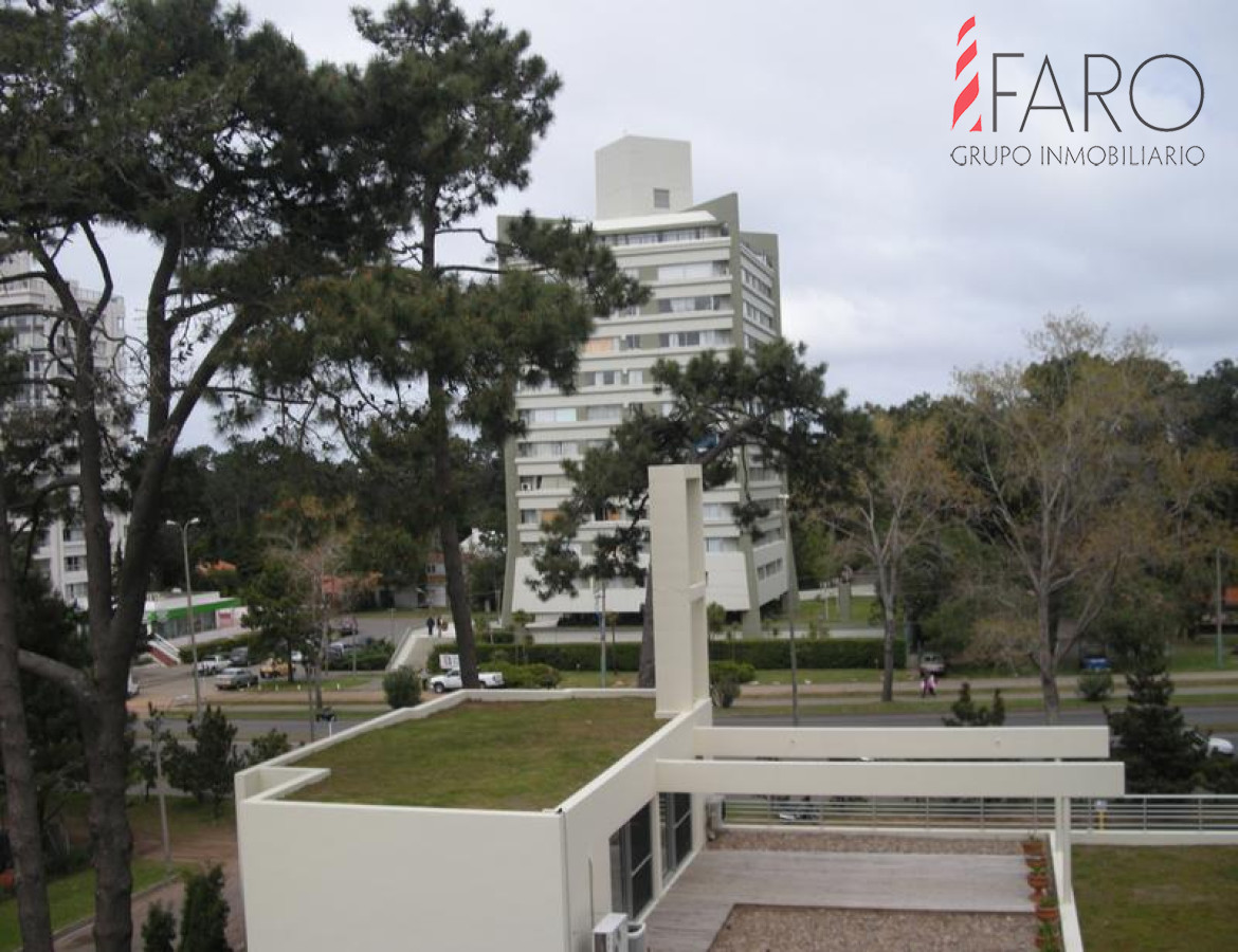 Apartamento en Roosevelt de 1 dormitorio y 1 baño - FAR32708A