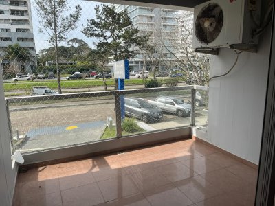 Apartamento en venta zona Roosevelt 