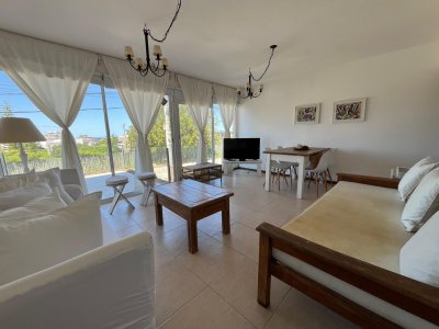 Apartamento en Manantiales 3 dormitorios c/garage
