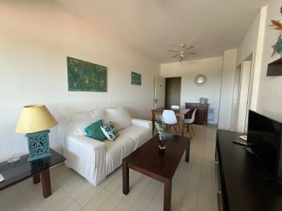 Còmodo apartamento en alquiler 