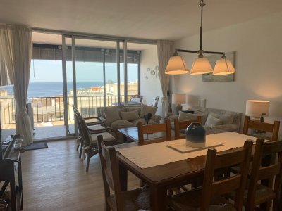 Apartamento reciclado a metros del mar