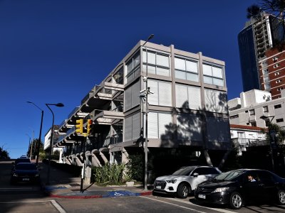 Apartamento en venta en Península con balcón.