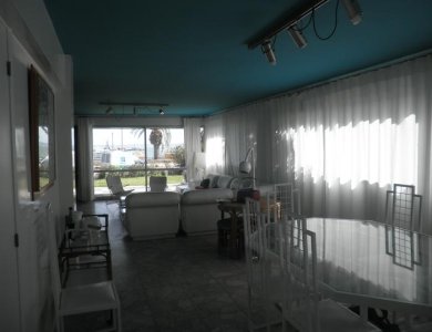 Apartamento en Península 4 dormitorios y servicio