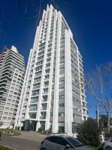 Oportunidad de inversión en Av Roosevelt! 