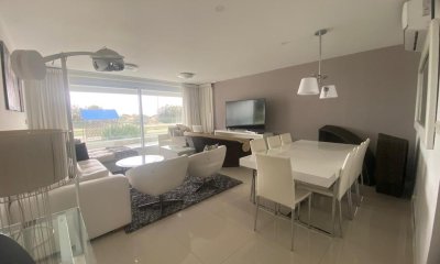 Apartamento en Punta del Este, Mansa