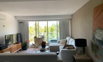 Apartamento en edificio de Categoria.