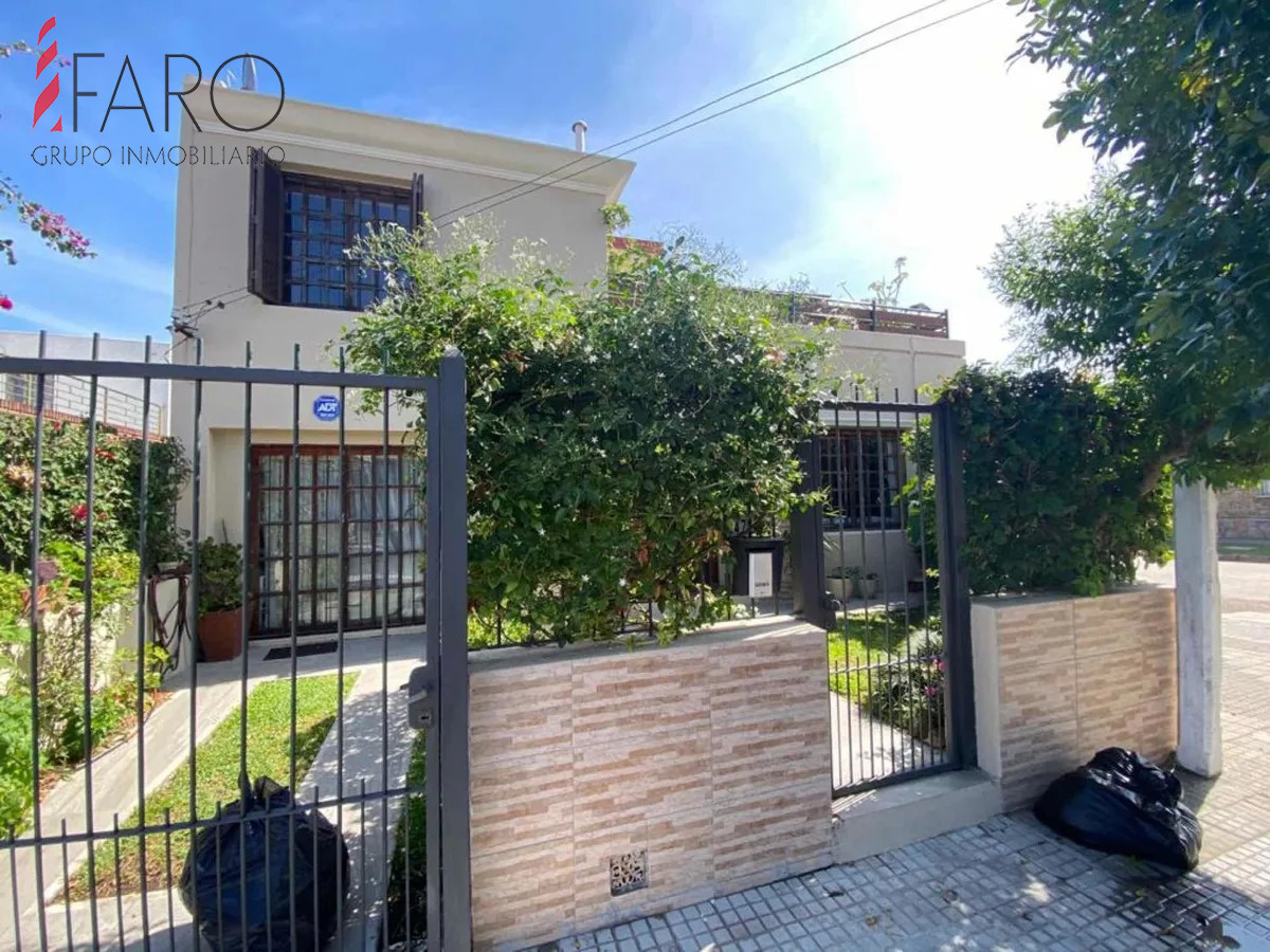 Casa reciclada a nuevo en zona Parque Batlle - FAR38392C